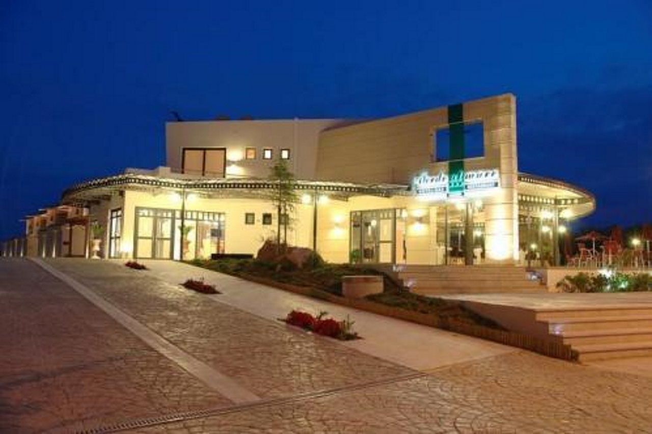 Verde Al Mare Boutique Hotel Valira Luaran gambar
